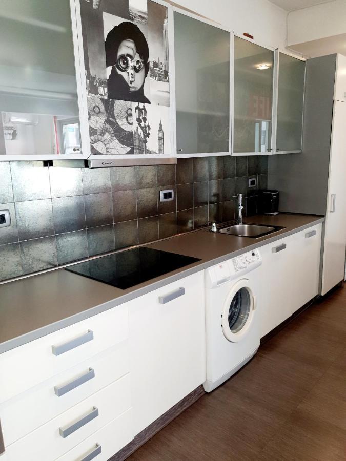 Top Center Apartment Next To Vitosha Boulevard صوفيا المظهر الخارجي الصورة
