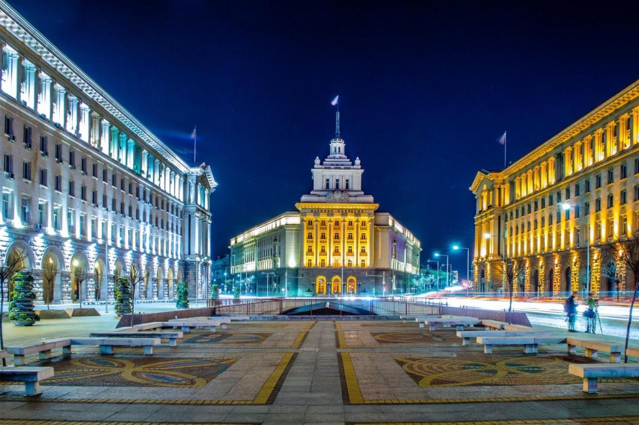 Top Center Apartment Next To Vitosha Boulevard صوفيا المظهر الخارجي الصورة